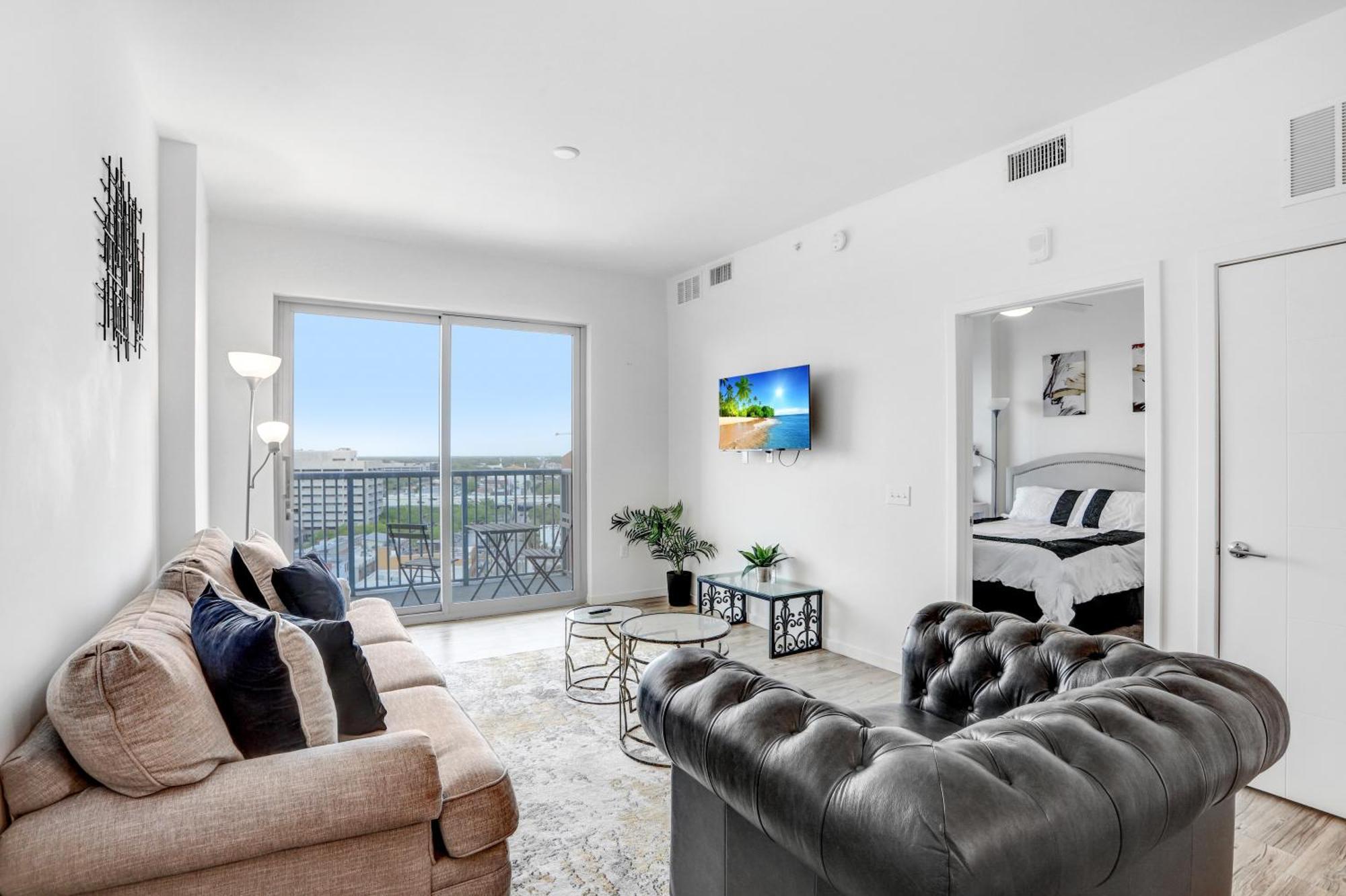 Ferienwohnung Downtown Tampa Gem 1-Bd W/Pool, Gym, & Sky Lounge Exterior foto